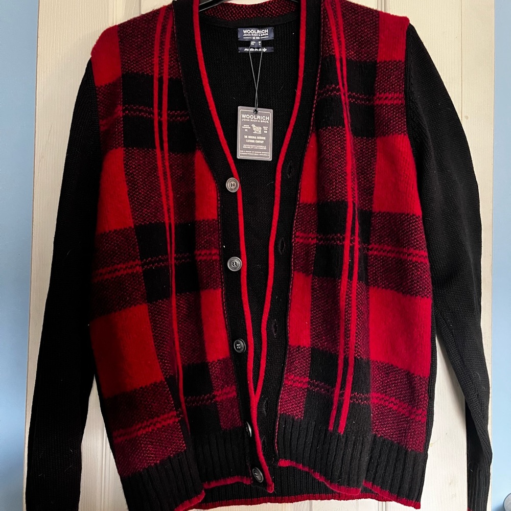 Black and red wool cardigan